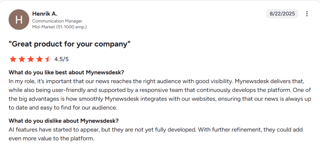 Screenshot of a G2 review of Mynewsdesk rated 4.5 out of 5.